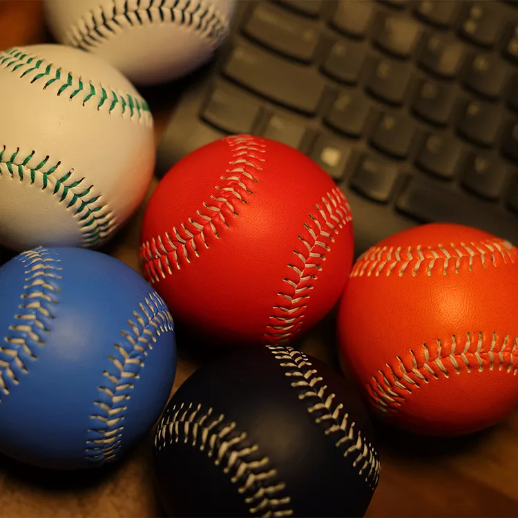 Balle de baseball d'entraînement lourde et colorée personnalisée pour la pratique du lancer et du lancer